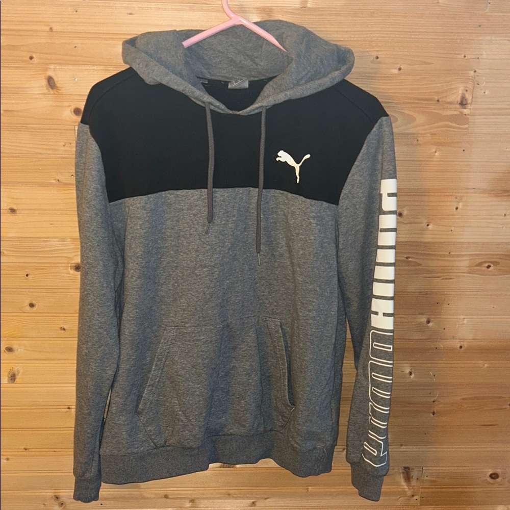 Puma Men's Gray and Black Hoodie